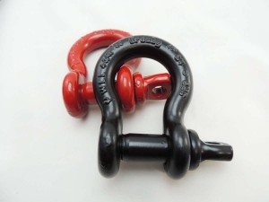 “D” shape shackles